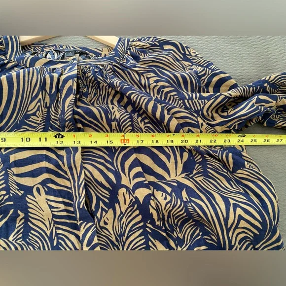Banana Republic button down linen blouse peasant jungle zebra safari stripes 💙🤎 - Picture 11 of 11